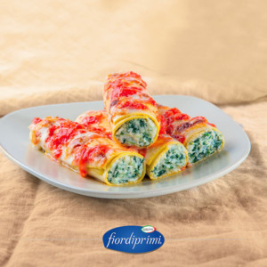 CANNELLONI RICOTTA E SPINACI CON BESCIAMELLA